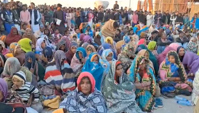 पाकिस्तान में हिंदू युवक की हत्या पर जन आक्रोश, 'जय श्री राम' के नारों से गूंज उठा बदिन शहर