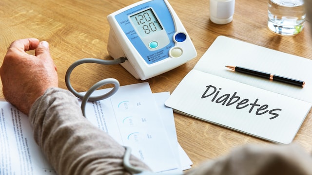 Doctor Shares Better Tests Than HbA1c, The Most Common Blood Sugar Test, To Spot And Fix Diabetes Early