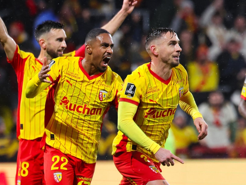Lens Win To Reclaim Top Spot In Ligue 1 From PSG