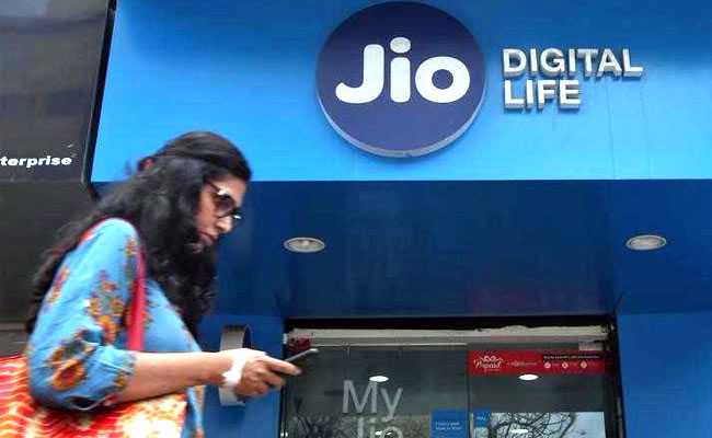 Reliance Jio Vs Airtel: Prepaid Recharge Plan Priced At Rs 449 Compared