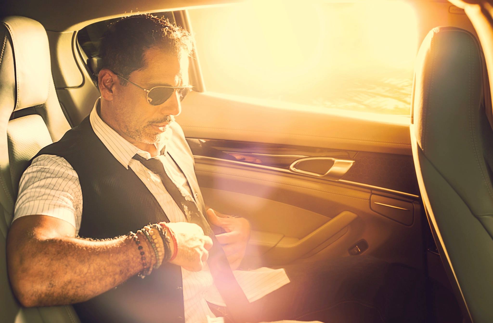 Justice Dhingra Delays Vadra Land Deal Report, Congress Cries Foul