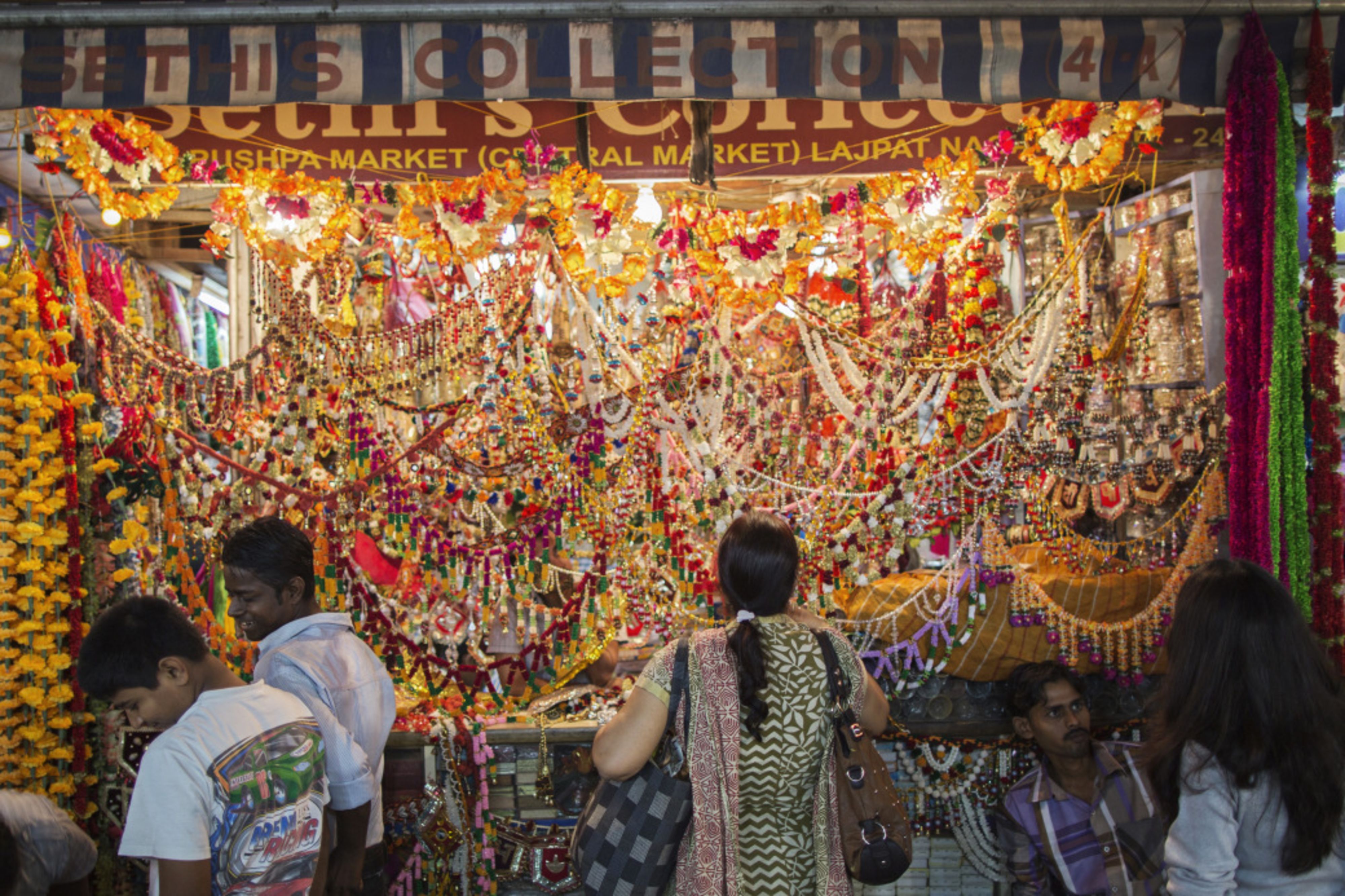 UltraTech Cement, United Spirits And More - Top Stock Picks For Diwali And Samvat 2078: Motilal Oswal