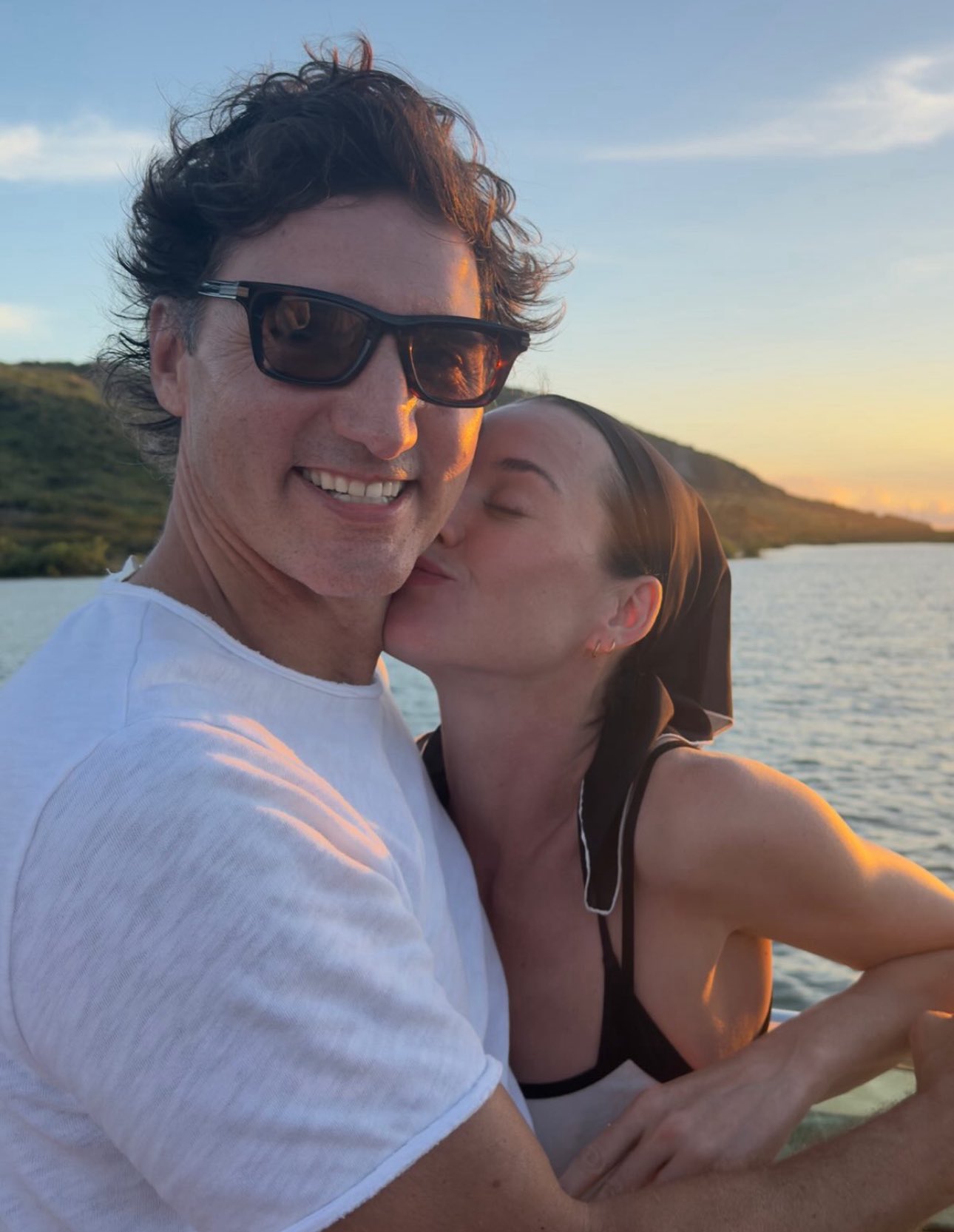 Katy Perry Kisses Justin Trudeau In New Year Album. There's Her Ex Orlando Bloom Too