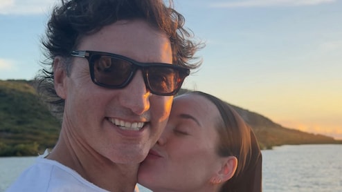 Katy Perry Kisses Justin Trudeau In New Year Album. There's Her Ex Orlando Bloom Too