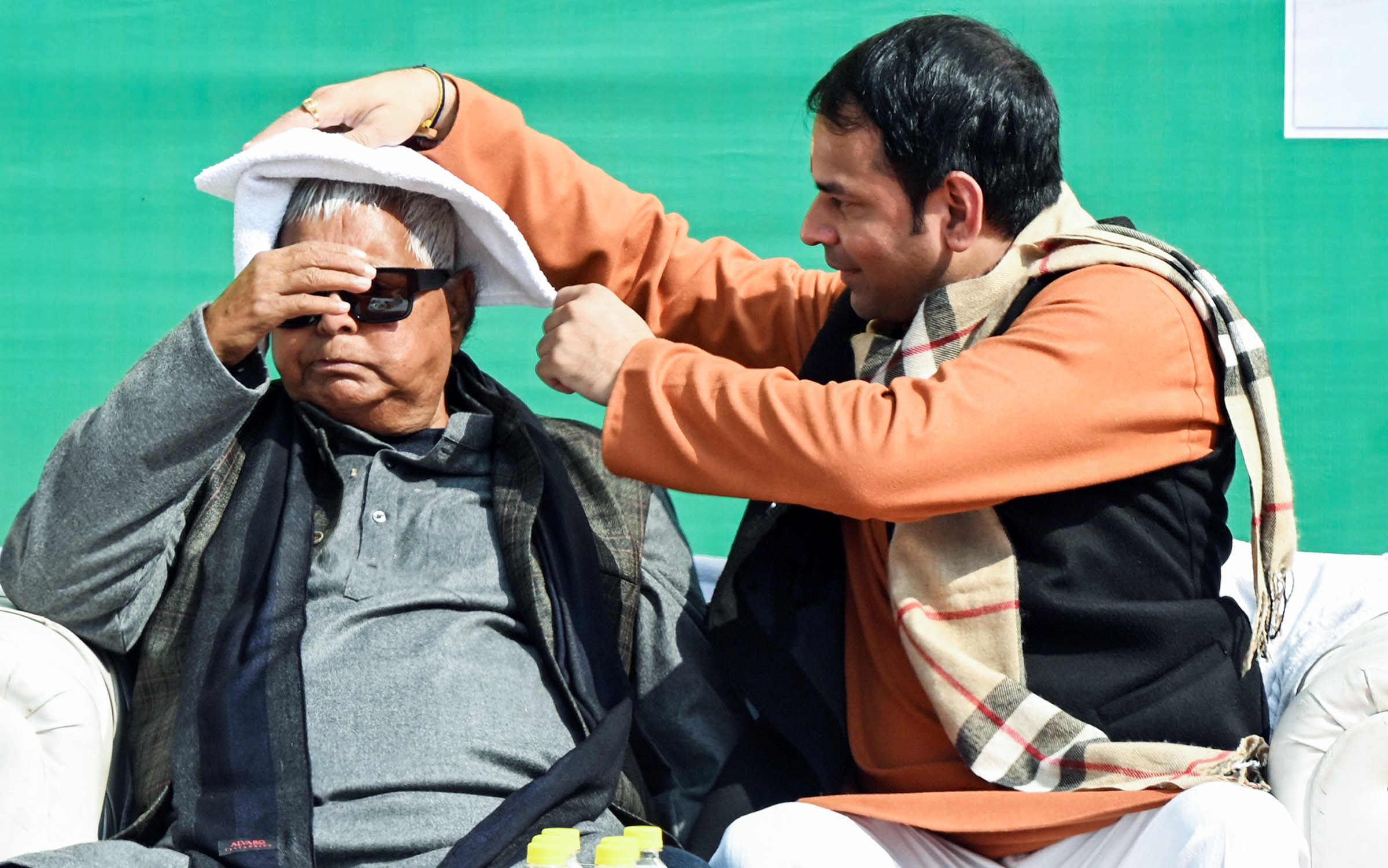 Lalu Yadav At Son Tej Pratap's Home. Unity Message From RJD First Family?