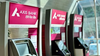 Axis Bank Confirms CFO Puneet Sharma's Exit After Six-Year Tenure