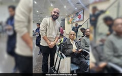Startup Founder Impressed by Narayana Murthy's Humility At Indore Airport
