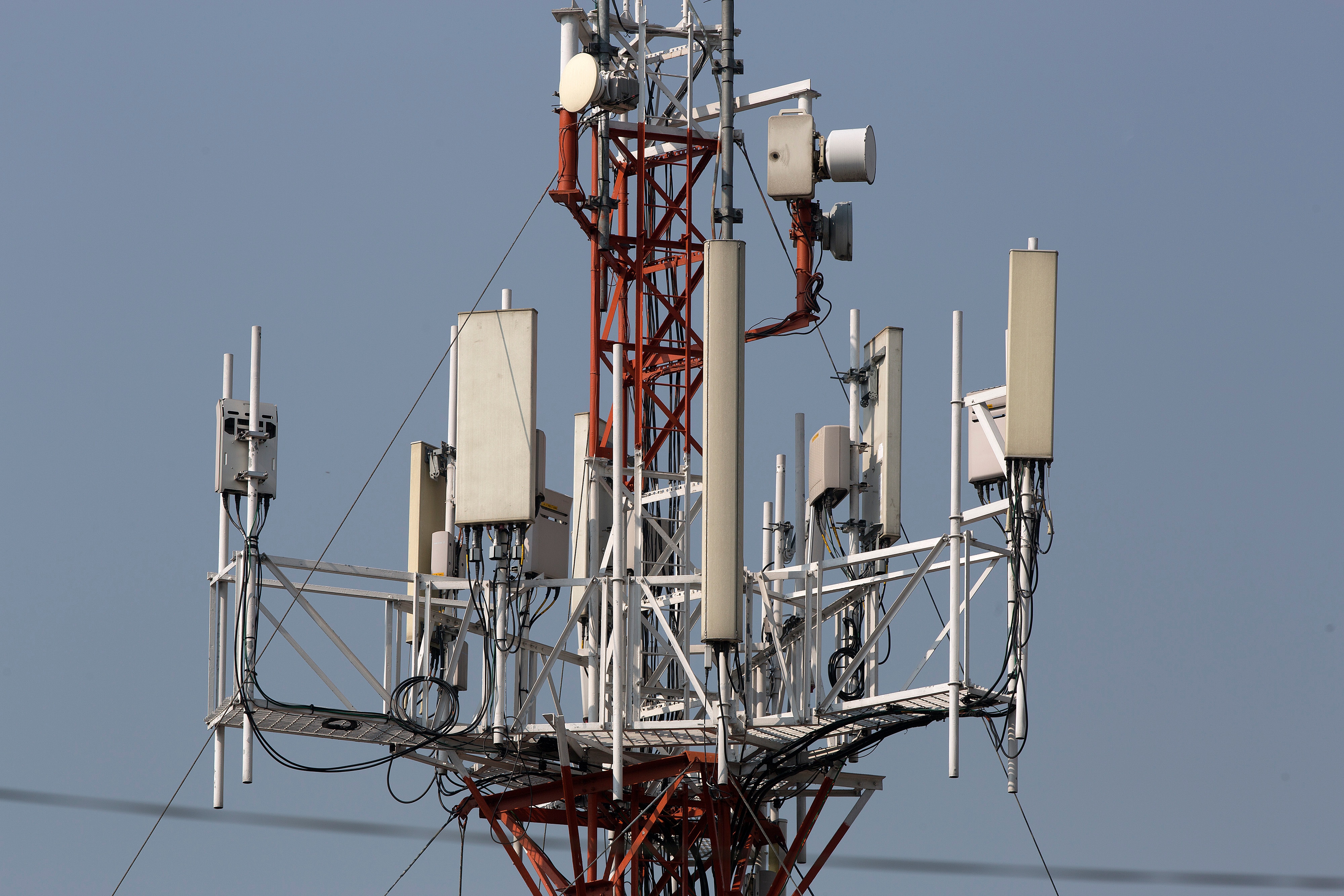 Bharti Airtel Looks To Raise $421 Million From Infratel Stake Sale