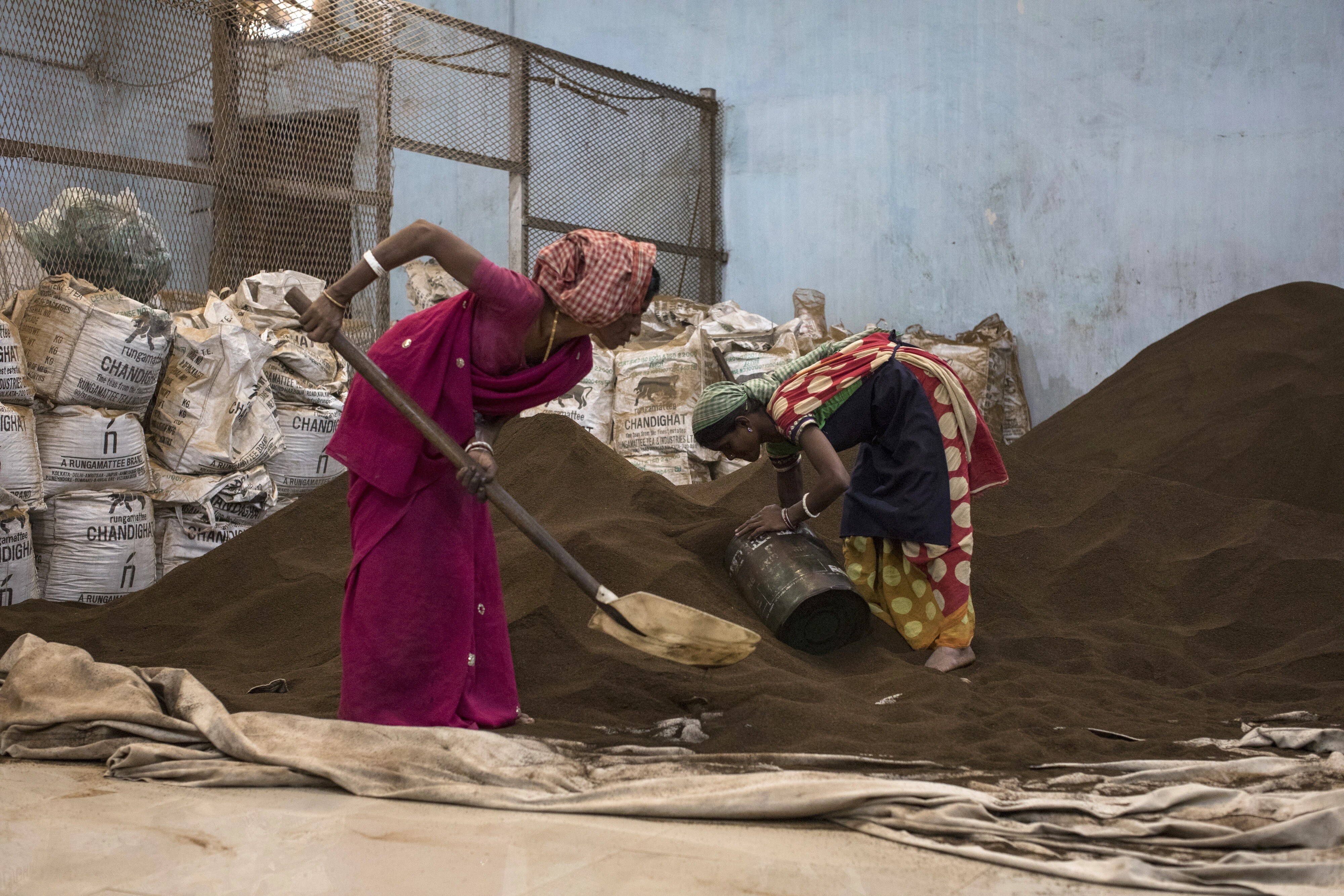 BQuick On Feb. 12: Top 10 Stories In Under 10 Minutes