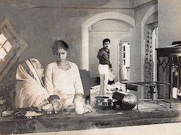 श्रीदेवी की 2 घंटे 21 मिनट की वो फिल्म, जिसके आगे सैयारा भी है फेल, रोमांस लवर कतई मिस ना करें 42 साल पुरानी फिल्म