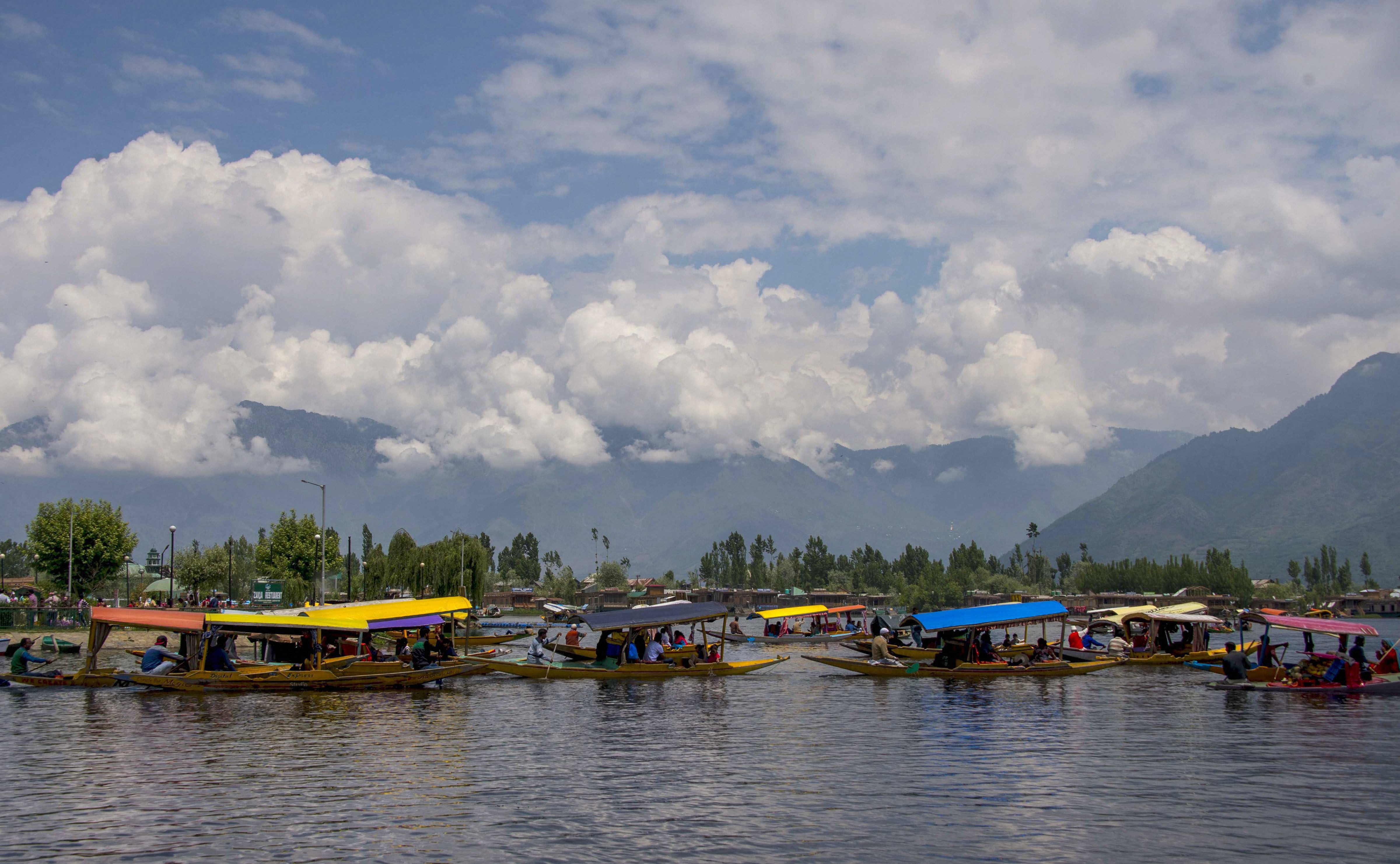 Srinagar Records Highest Maximum Temperature In Last Six Decades In May
