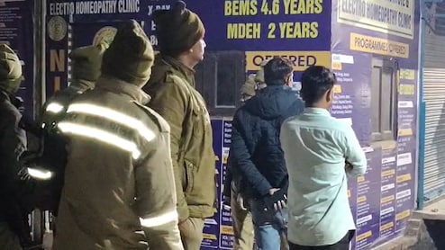 गाजियाबाद में शराब पीते वक्&zwj;त खौफनाक वारदात, तीन लोगों ने अपने ही दो दोस्&zwj;तों को उतारा मौत के घाट