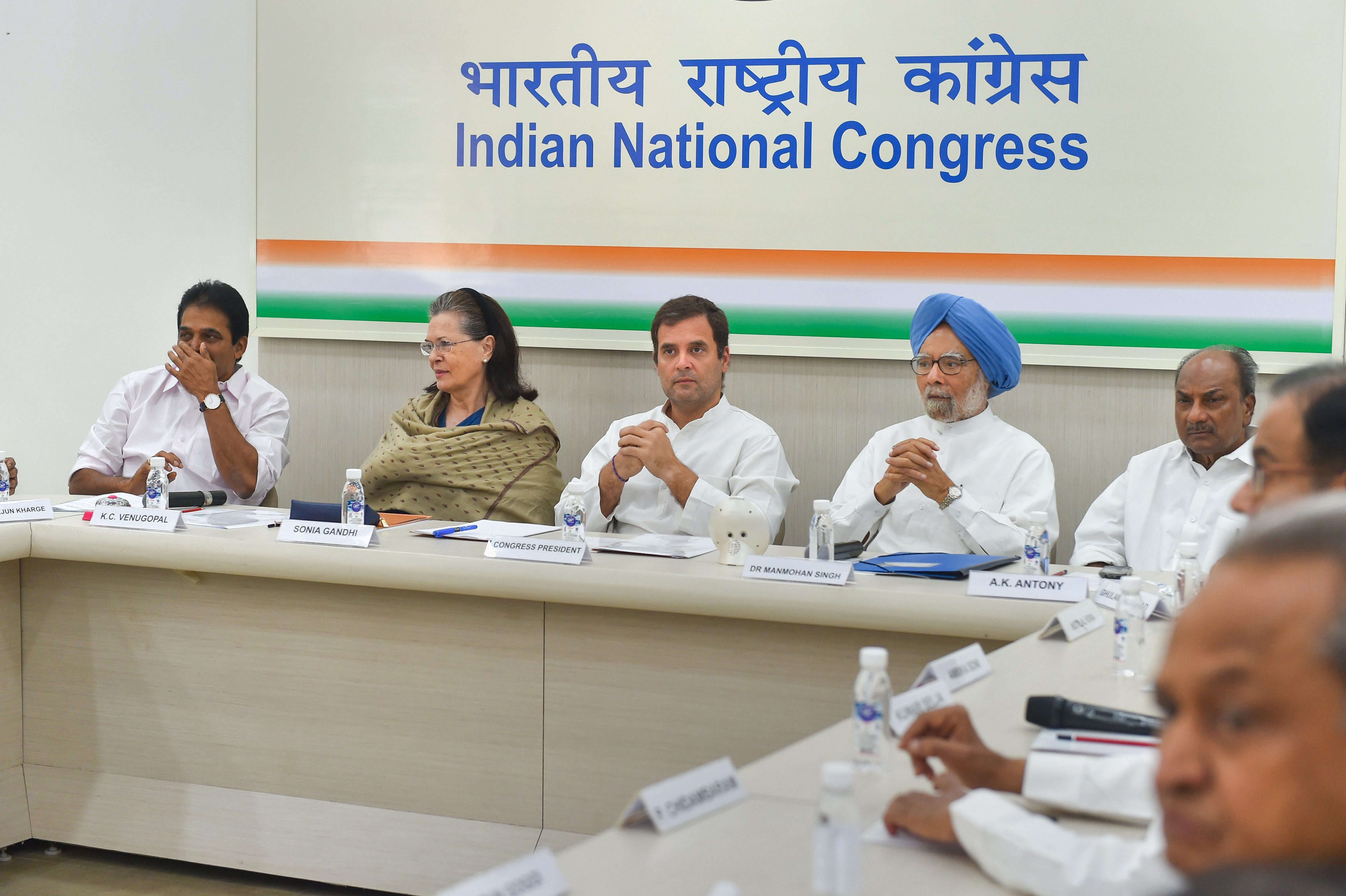 Congress Working Committee Rejects Rahul Gandhi&rsquo;s Offer To Resign