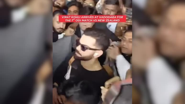 Virat Kohli: फैंस के 'विराट' जोश में फंसे कोहली, वीडियो देख आप भी कहेंगे क्या भौकाल है
