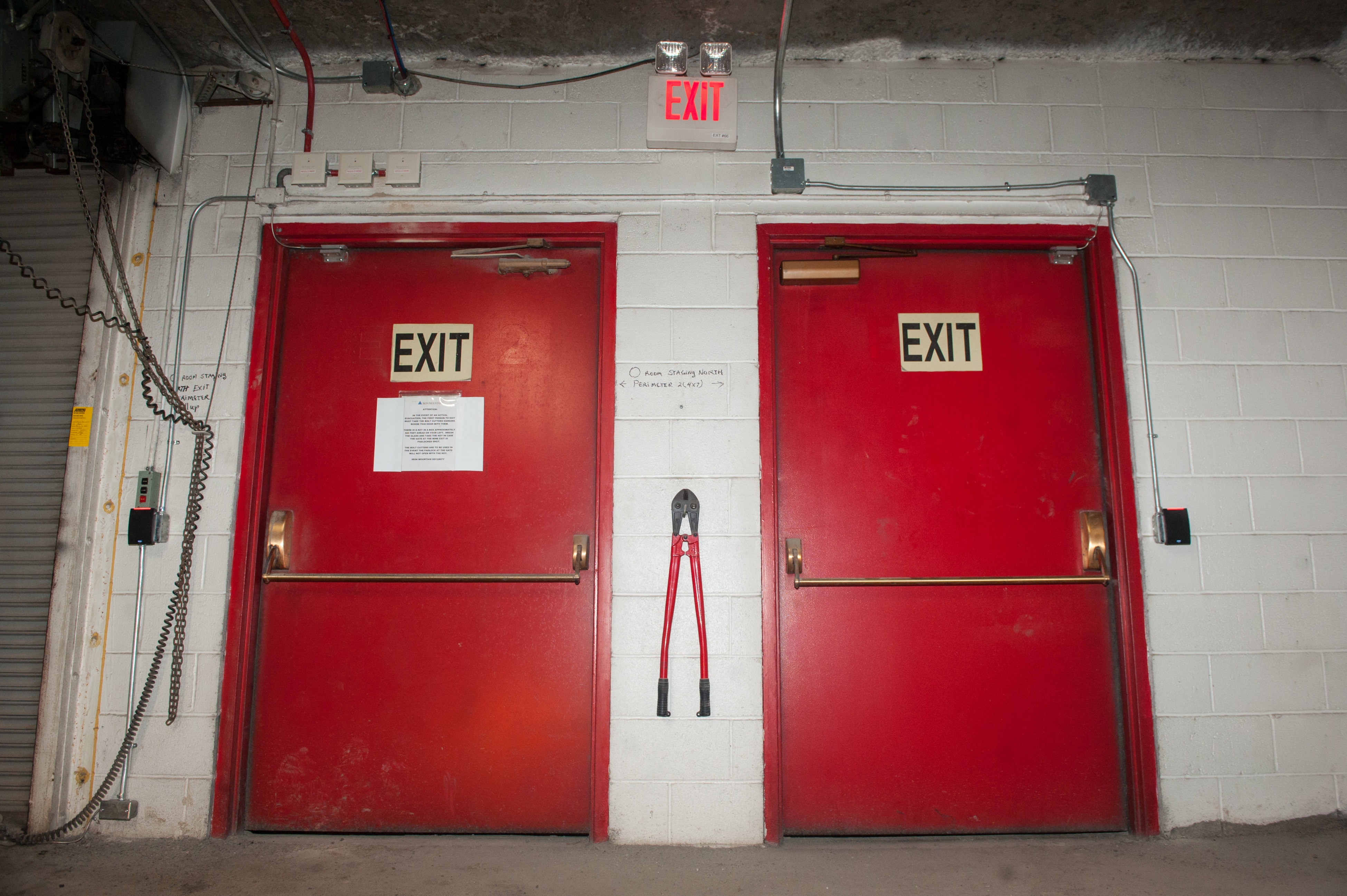 Year Of Exits: Borrowers Flee; CEOs Forced To Leave And RBI Chief Quits Too