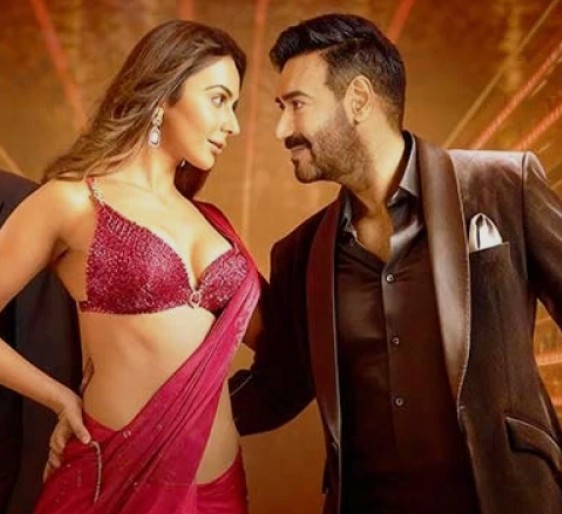 56 साल के हीरो और 35 की हीरोइन की लव स्टोरी देखने को टूट पड़े लोग, बनी ओटीटी की सबसे ज्यादा देखी गई फिल्म