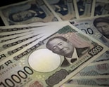 Dollar Falls Amid Japan Intervention Risk, Gold Up: Markets Wrap