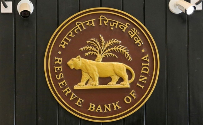 Banks Asked To Link Floating Rate Loans With Benchmark Rates From October 1: 5 Points