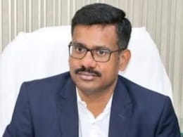 कलेक्टर की भारी नाराजगी! 5 तहसीलदारों सहित 22 कर्मचारियों को थमाया नोटिस, कईयों का वेतन भी कटेगा