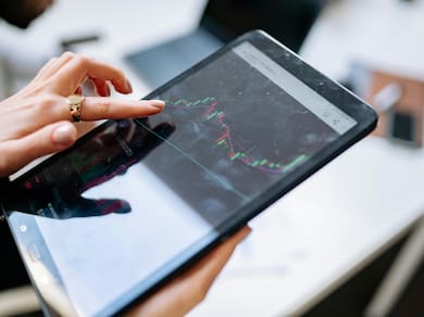 Stock Market Today: Nifty, Sensex Bounce Back From Day's Lows But Settle In Red; Tata Motors Top Loser