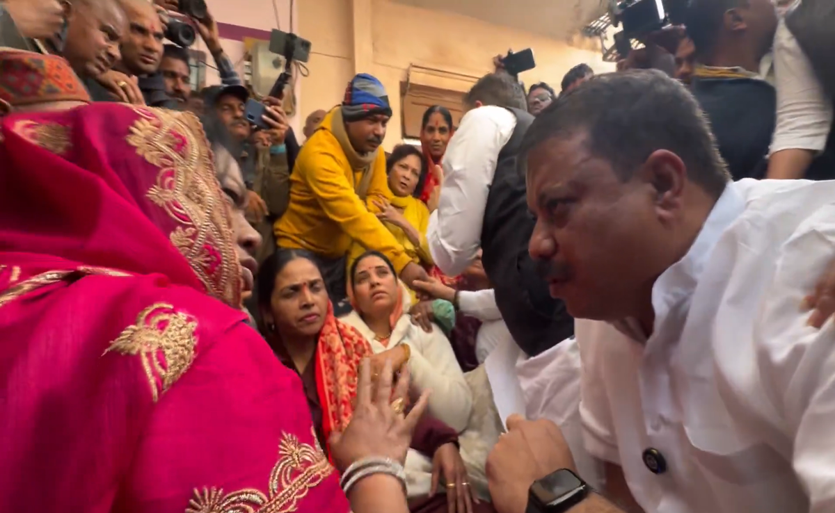 Indore Water Scam: भागीरथपुरा त्रासदी; मृतकों के परिजनों से PCC चीफ व नेता प्रतिपक्ष की मुलाकात, जानिए मांगें