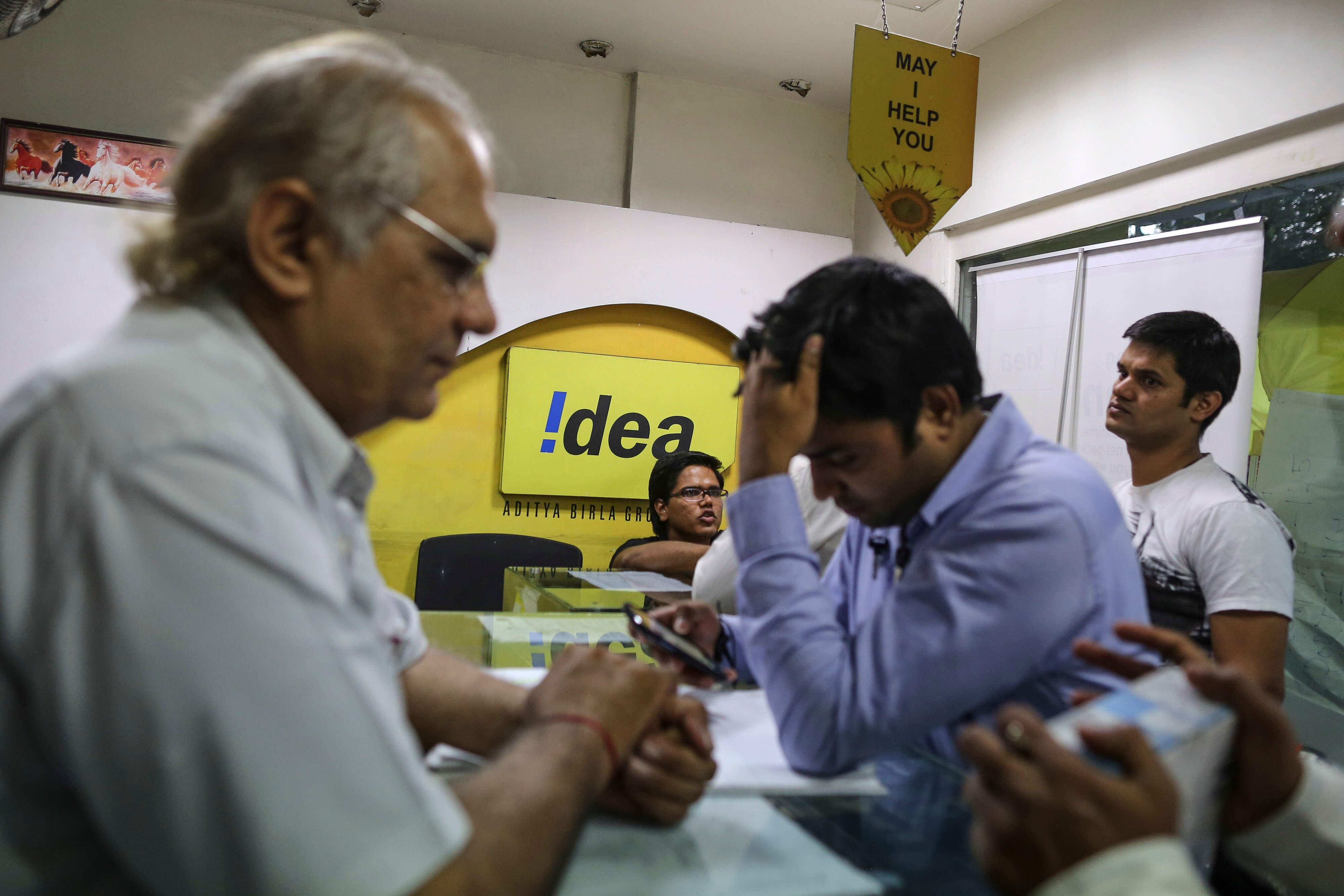 Government Will Be The Biggest Loser If A Telecom Operator Collapses