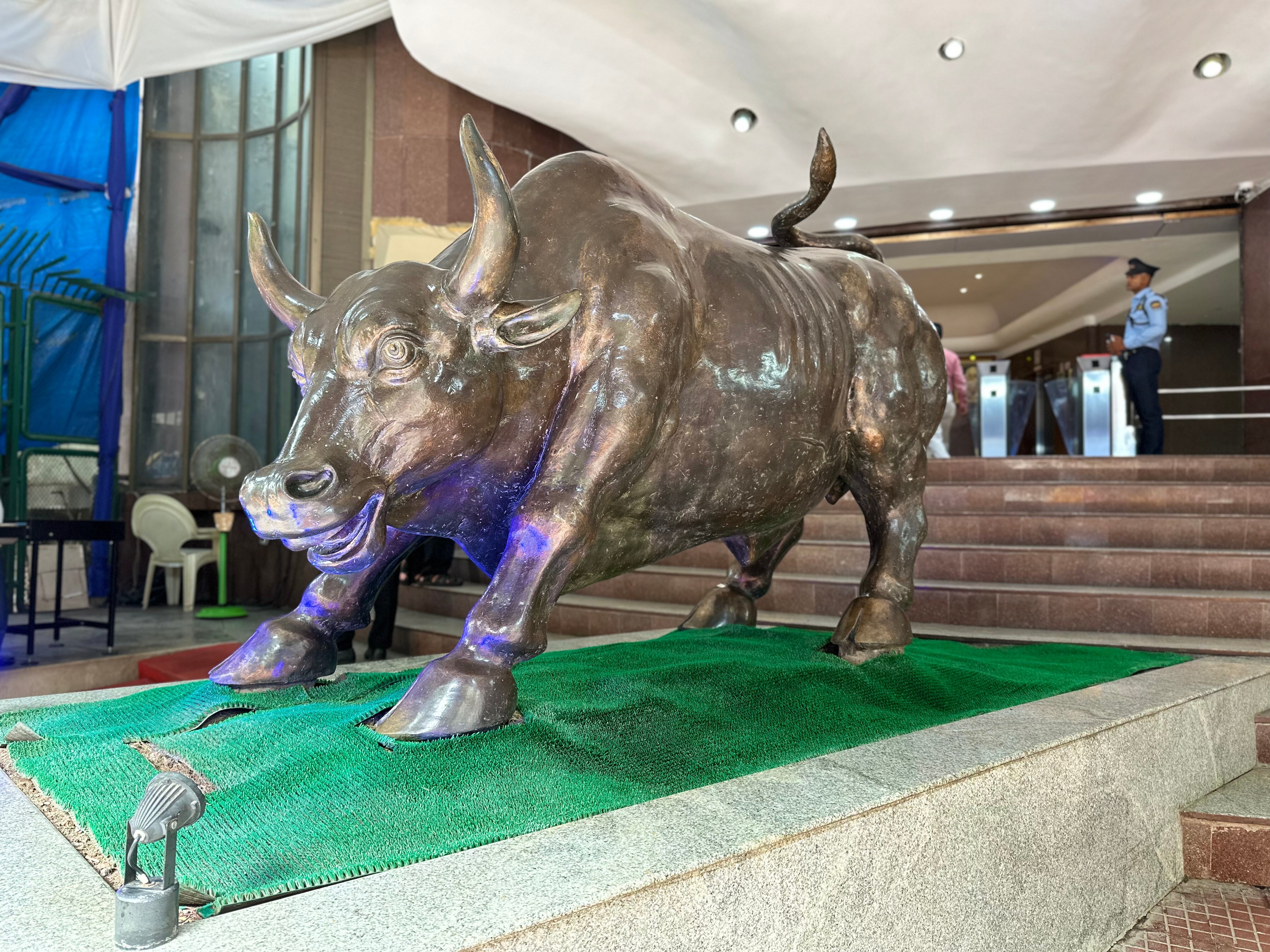 BSE Gets Motilal Oswal's Downgrade, Says Shift In Expiry To Dent Market Share