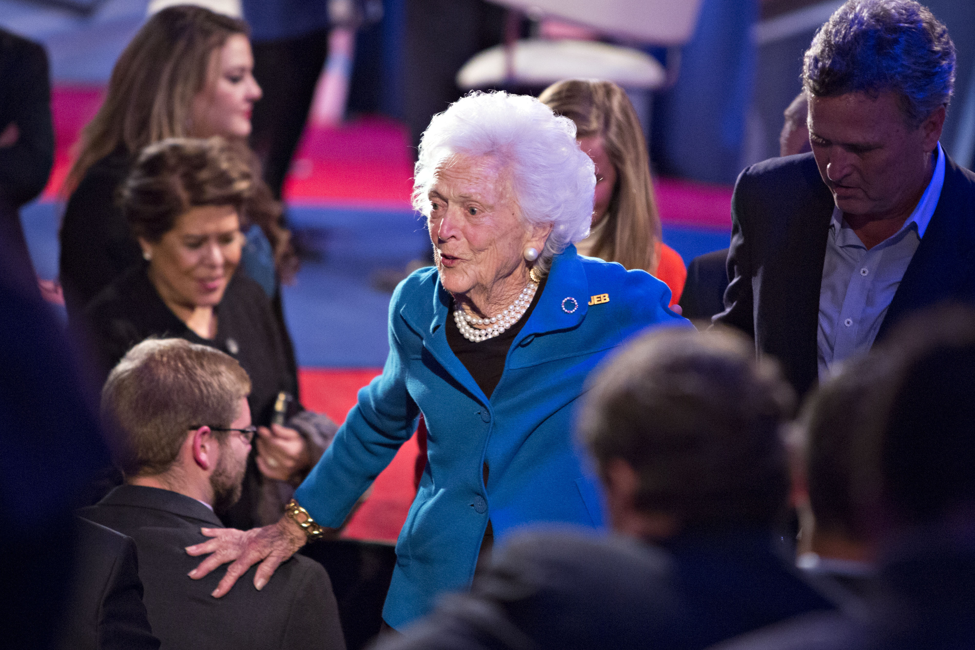 Barbara Bush, Matriarch of U.S. Political Clan, Dies at 92