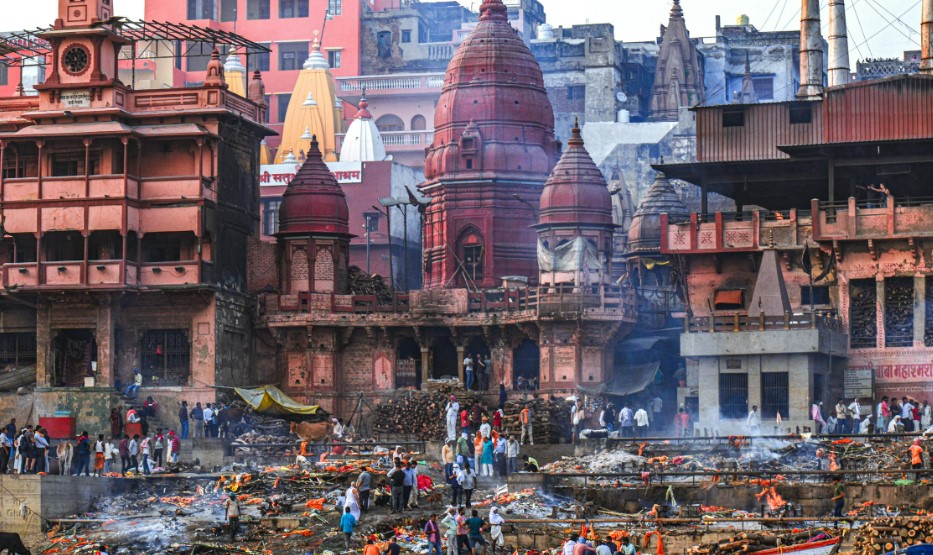 बदल जाएगा वाराणसी का ऐतिहासिक मणिकर्णिका घाट, पुनर्निमाण के बाद ऐसा दिखेगा