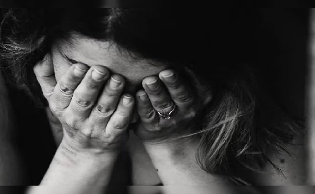 लखनऊ: शादी का झांसा देकर नर्सिंग छात्रा से रेप, KGMU का इंटर्न डॉक्टर गिरफ्तार