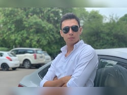 Hotel Call For 'Analysis', A Forced Back Rub: Teen Narrates Coach's Assault