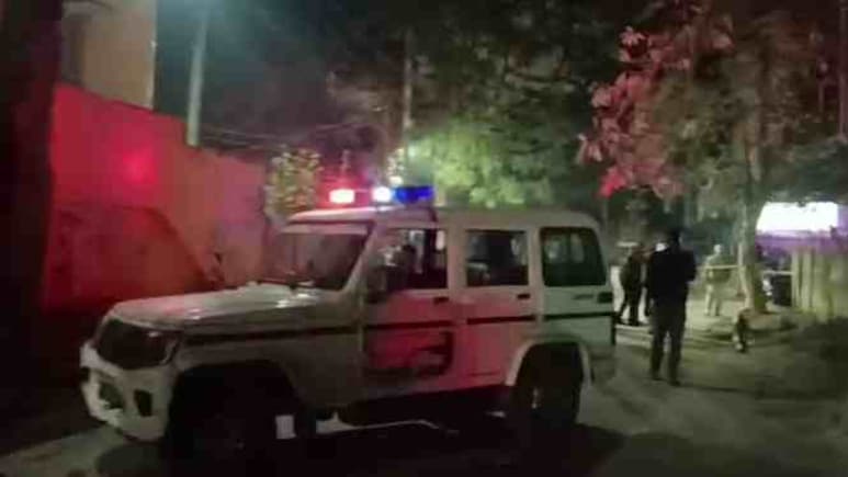 भोपाल में पिता ने 16 साल के बेटे पर चलाई गोली, बाल-बाल बचा बच्चा&nbsp;