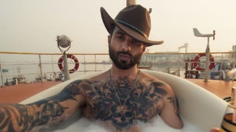 O Romeo के पहले ही गाने पर पड़ा 'कलंक' का साया, सुनकर कहेंगे विशाल ये तुमने क्या किया