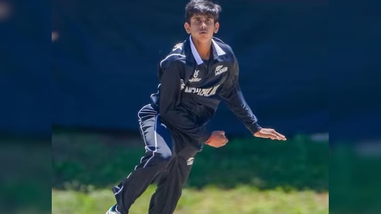 Who Is Adithya Ashok? दिल में न्यूजीलैंड, हाथ पर रजनीकांत! जानें आदित्य अशोक की कहानी