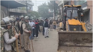 मस्जिद से रेलिंग हटाने पर हुआ था पथराव, अब जयपुर के चौमूं में अवैध अतिक्रमण पर बुलडोजर एक्शन