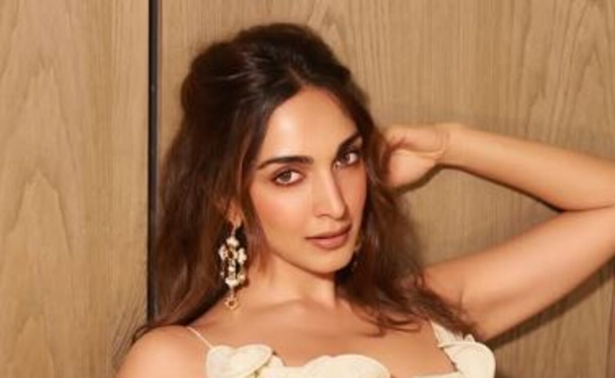When Kiara Advani "Almost Believed" The Plastic Surgery Rumours About Her