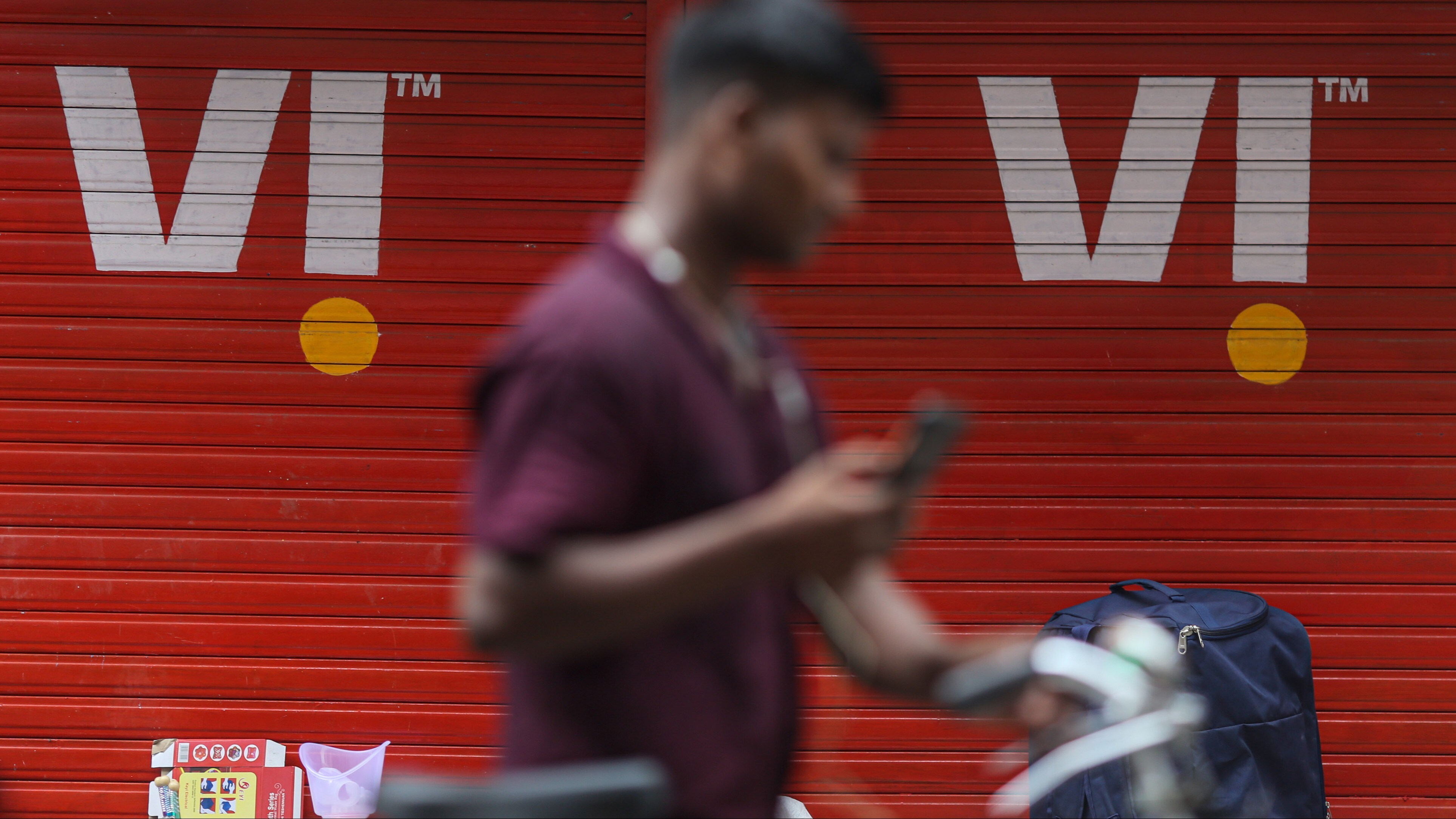Vodafone Idea Aims For $2.9 Billion In Loans To Bolster Network