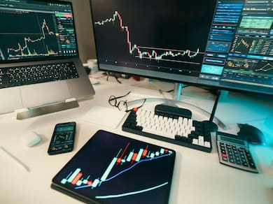 Nifty Ends Near Day's Low, Sensex Slumps 722 Points As BEL, SBI Shares Weigh
 