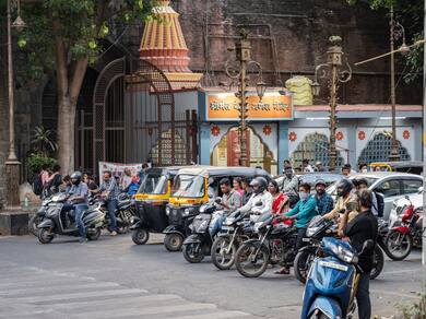 Auto Sales In February 2023: Hero MotoCorp's Dispatches Rise 10%, Eicher Motors' Sales Jump