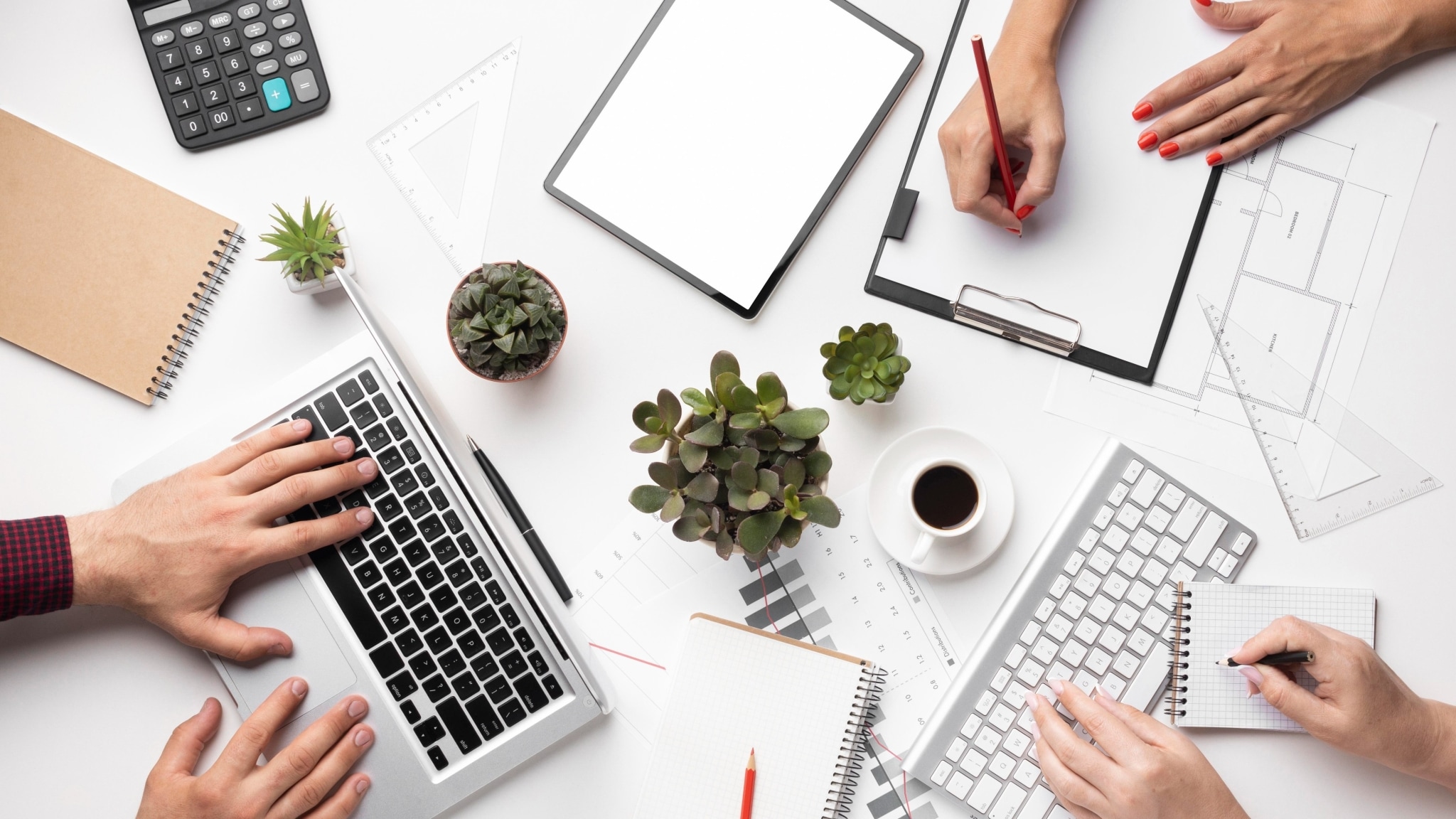 India Services Growth Slows In April, But Remains Strongest In 14 Years