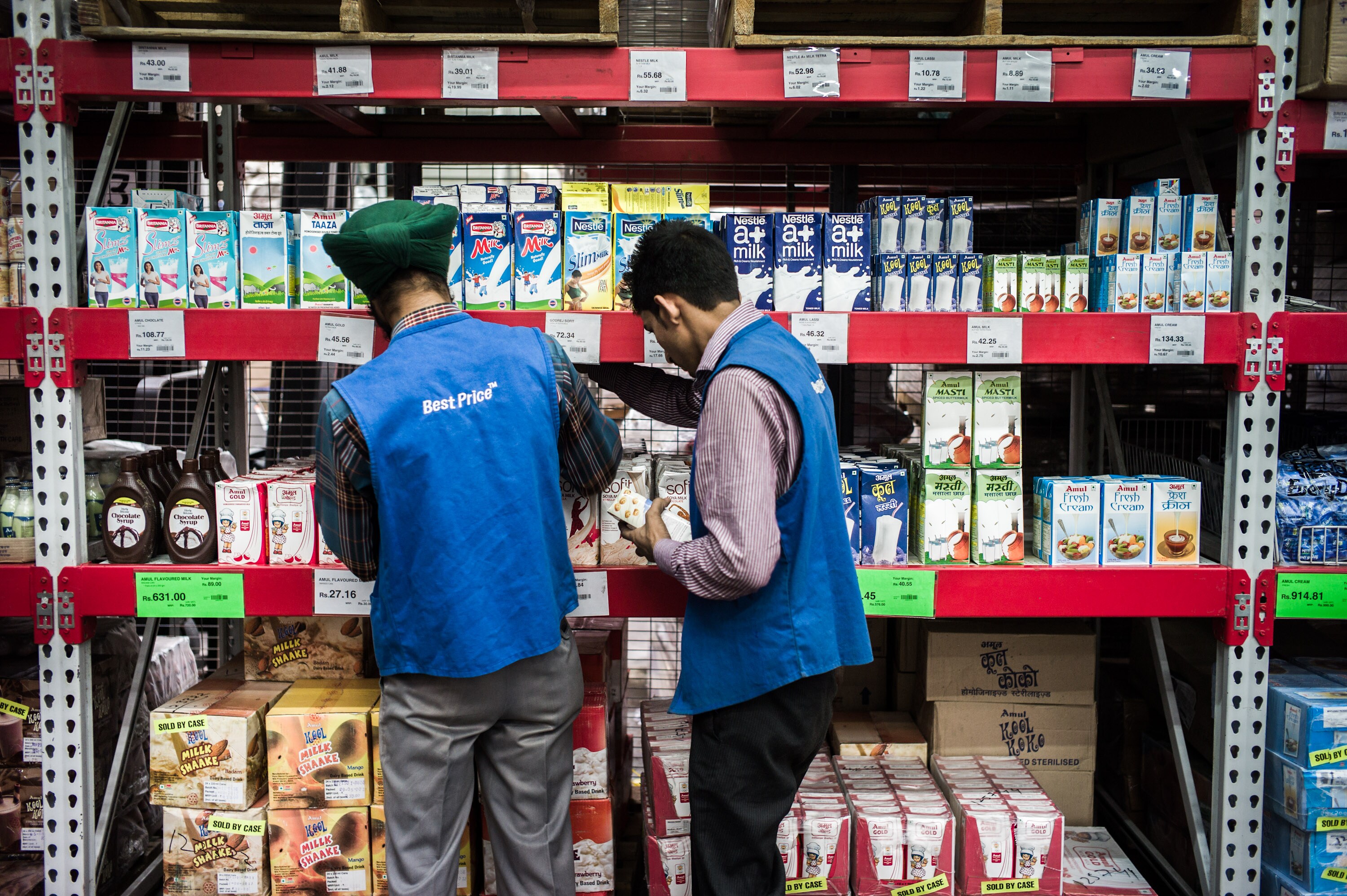 Walmart To Open 20 Cash-And-Carry Stores In Next Three Years