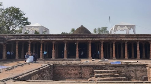 Dhar Bhojshala Dispute :  मुस्लिम पक्ष ने धार में दायर किया दीवानी मुकदमा, पूरे परिसर पर जताया मालिकाना हक, दी ये बड़ी दलील