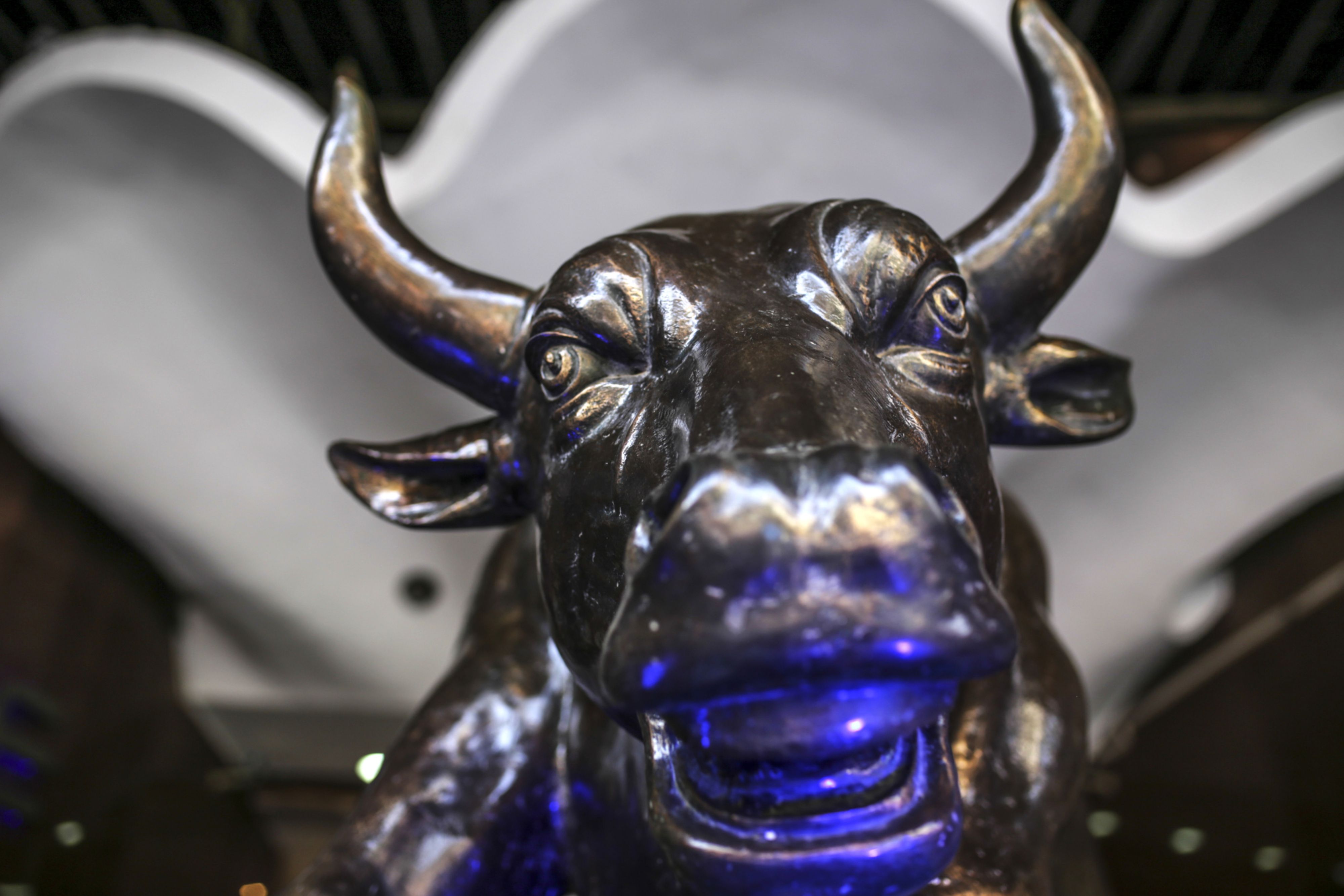 Sensex, Nifty End At New Highs; Gain For Third Straight Day