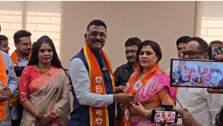 Mira Bhayandar मीरा-भाईंदरमध्ये भूकंप! प्रताप सरनाईकांचा मास्टरस्ट्रोक,निवडणुकीपूर्वी भाजपा नेते शिवसेनेत दाखल