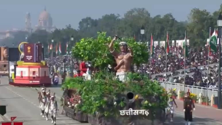 VIDEO: दिल्ली के कर्तव्य पथ पर दिखा छत्तीसगढ़ का शौर्य, शान से निकली देश के पहले जनजातीय डिजिटल संग्रहालय की झांकी