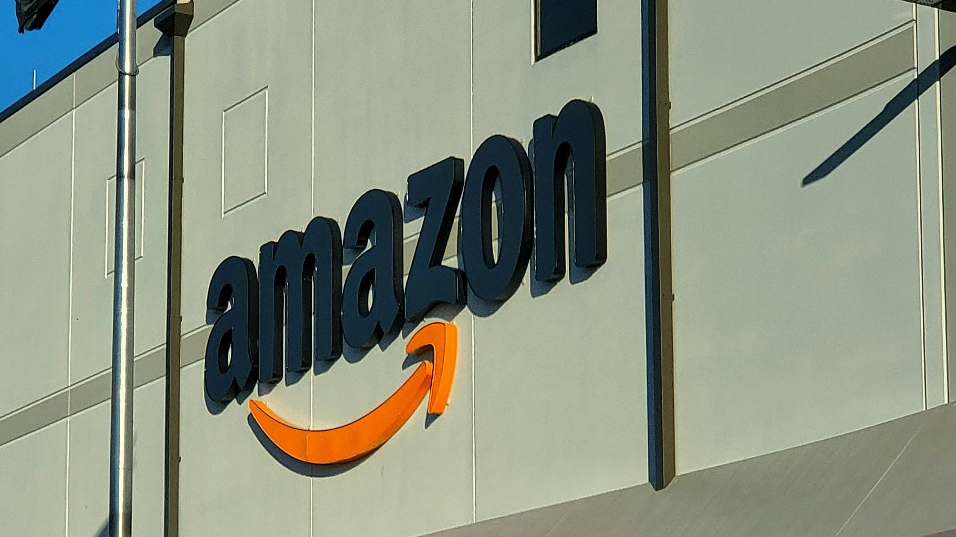 Iran Claims It Attacked Amazon Data Centre In Bahrain