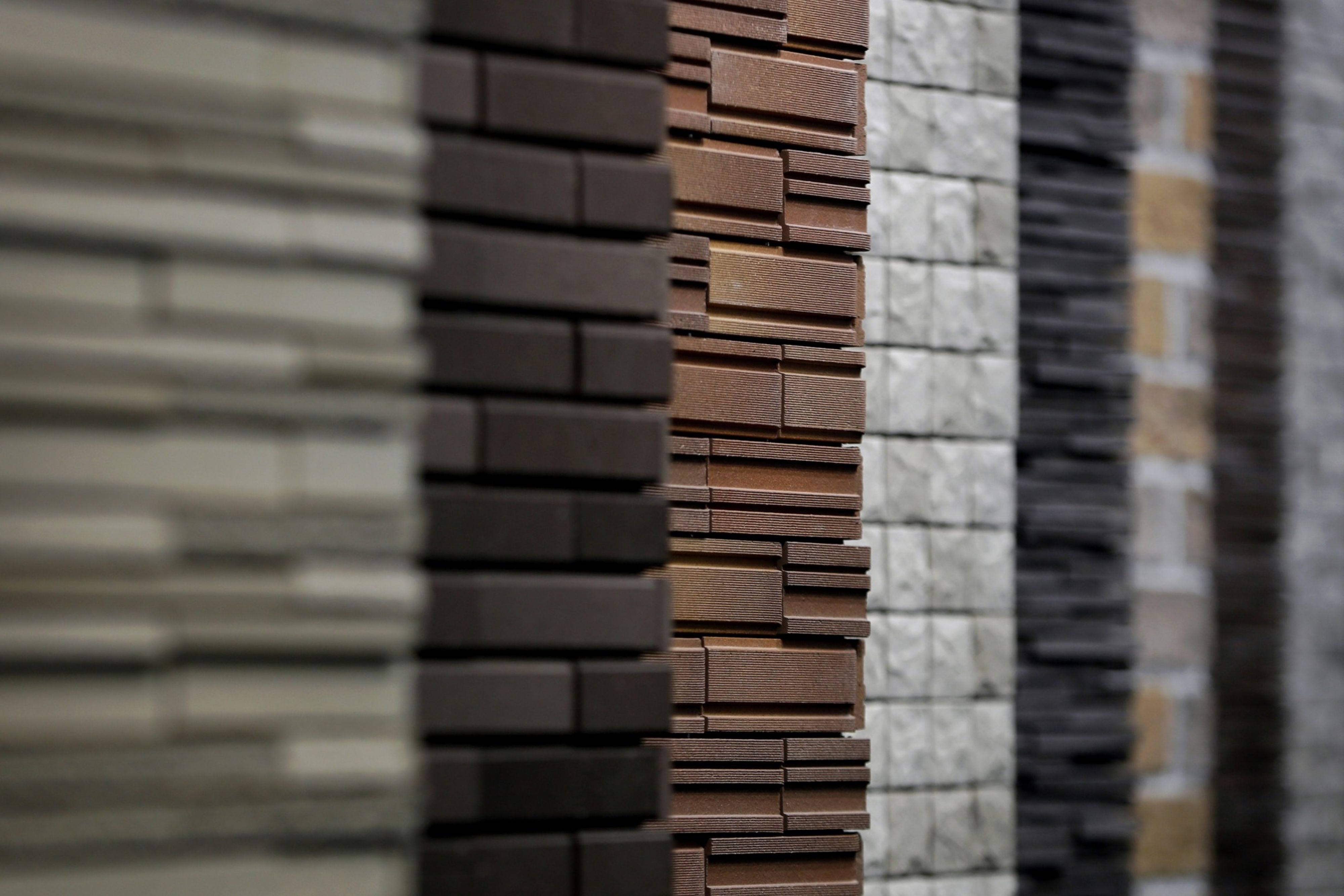 Exxaro Tiles Shares Ends 10% Higher On Stock Market Debut