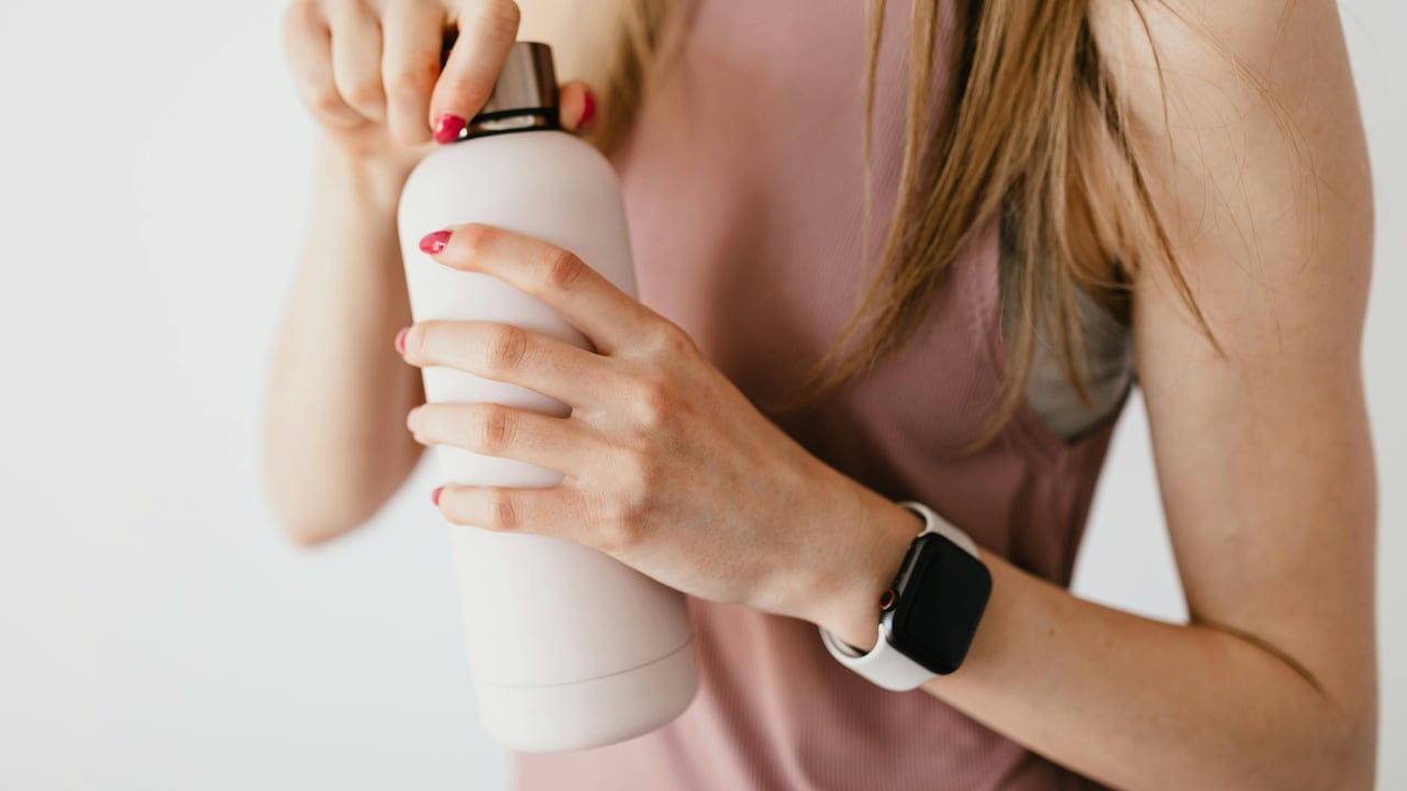 Lean on a supportive community instead of relying only on your fitness tracker Lean on a supportive community instead of relying only on your fitness tracker