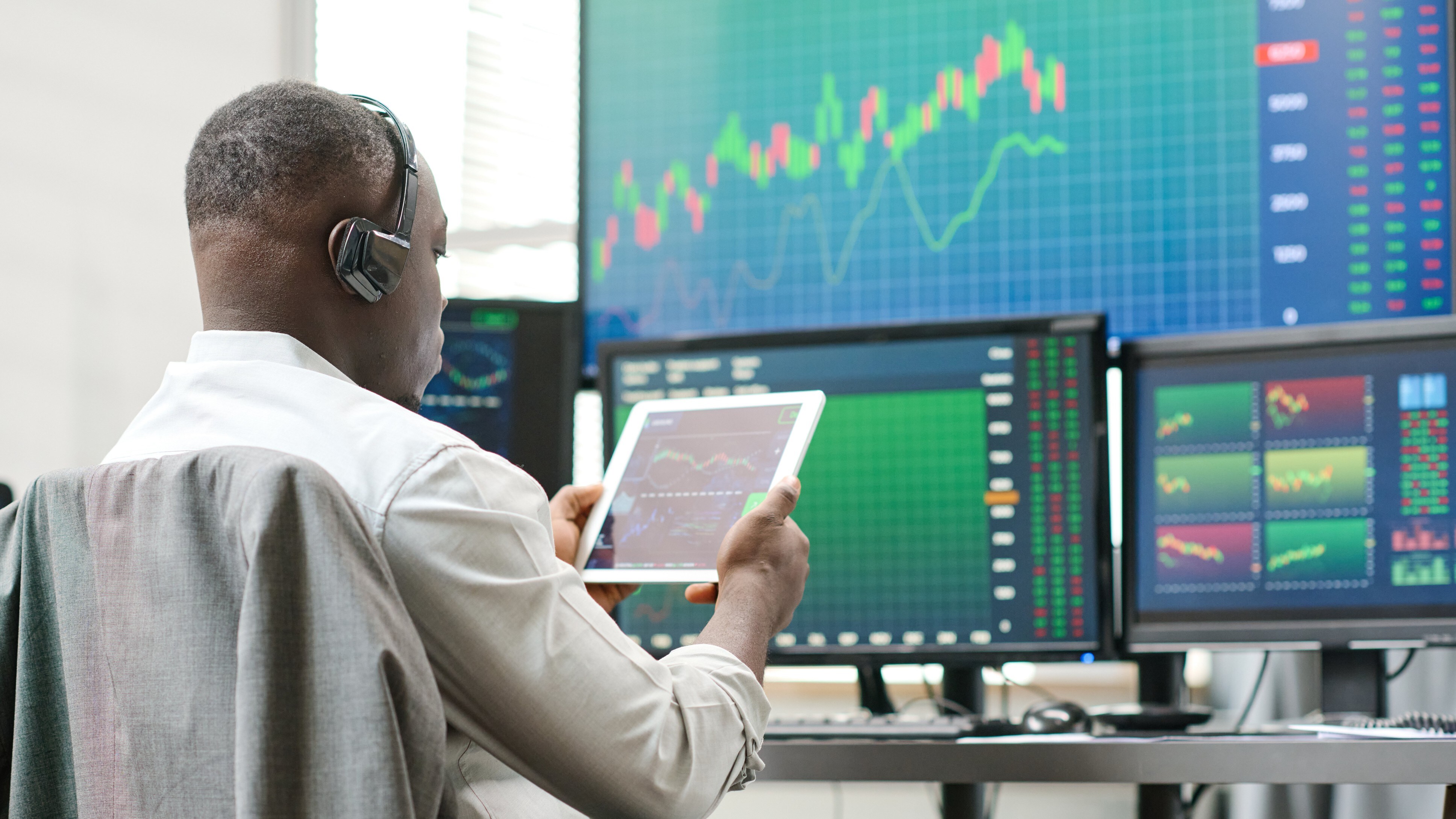 Brokerage Views: Citi On ICICI Bank, Motilal On Titan And More