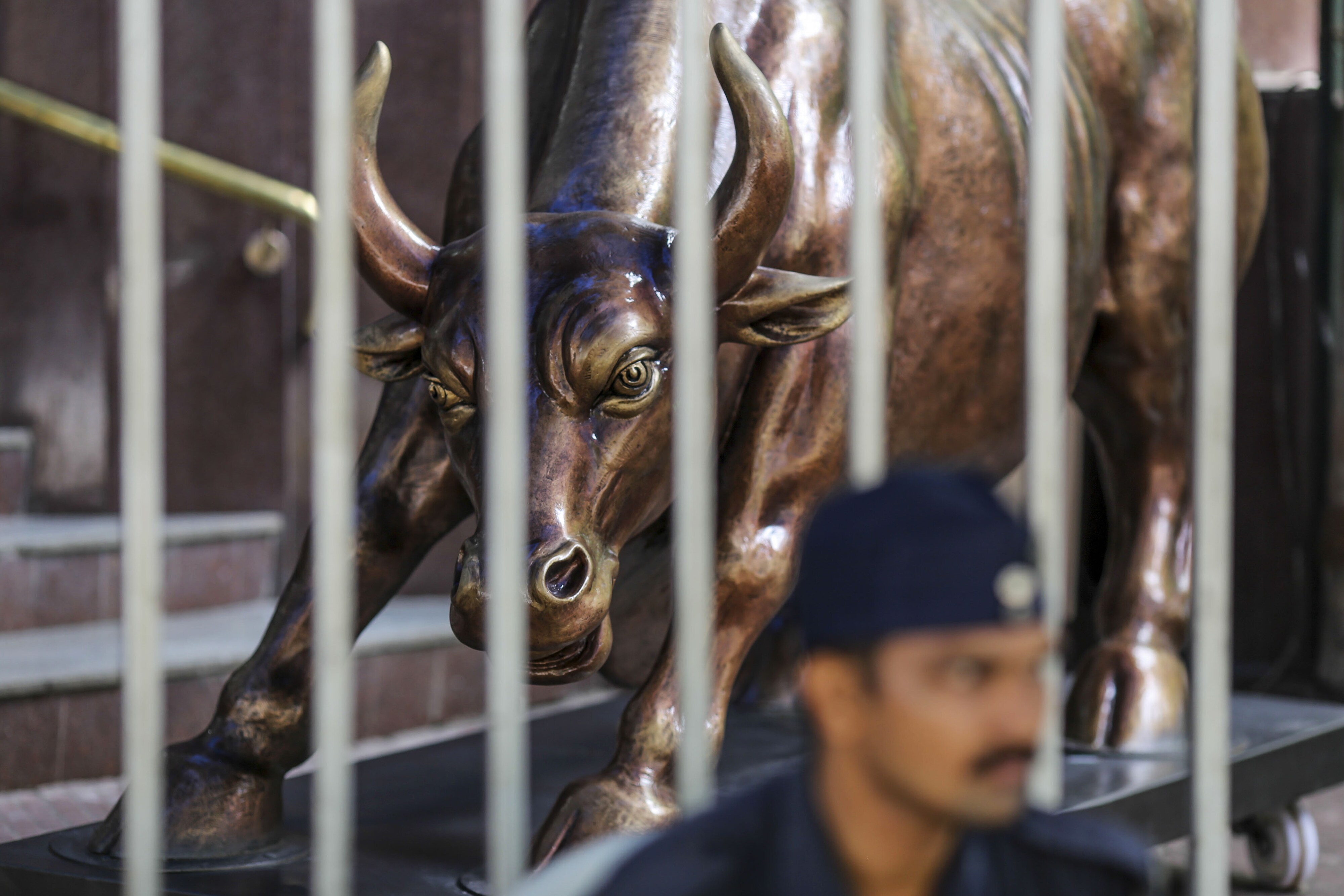 Indian Shares Fall Most Since Brexit Vote